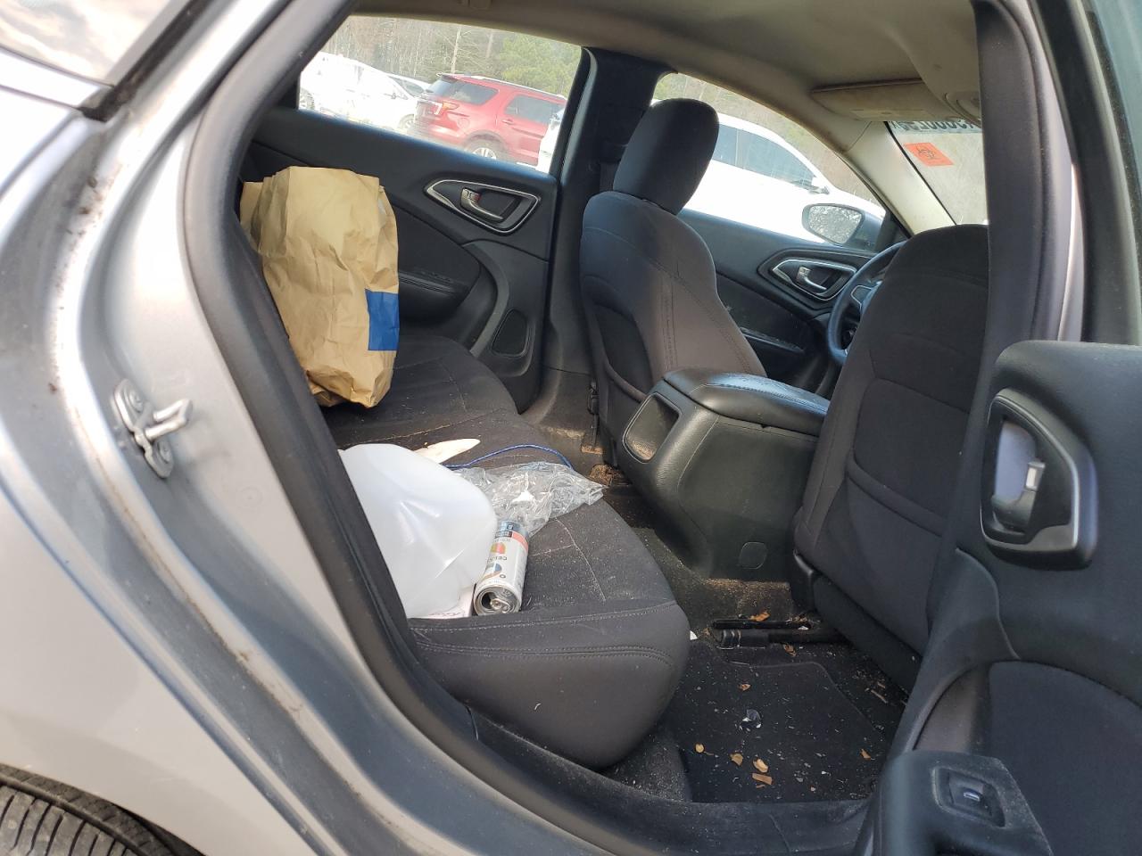 2015 Chrysler 200 VIN 1C3CCCAB4FN637575 Copart auction photo, undercarriage / minor dent/scratches damage thumbnail 10