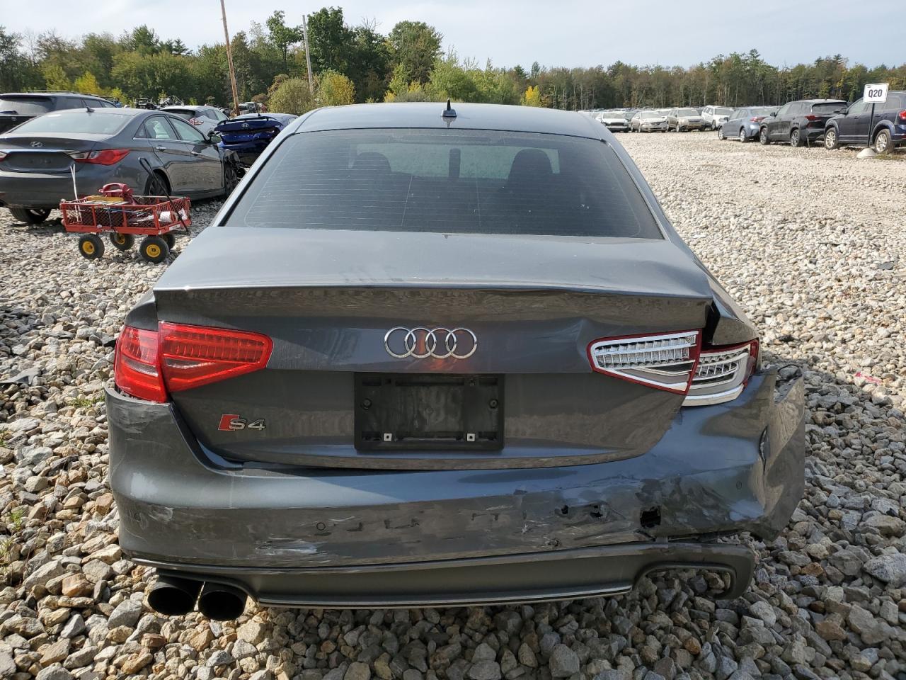 2016 Audi RS4 VIN WAUBGAFL8GA000812 Copart auction photo, rear end damage thumbnail 6