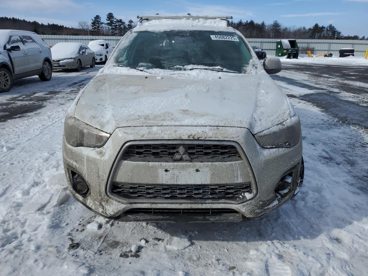 2013 Mitsubishi Outlander VIN 4A4AR3AU6DE014824 Copart auction photo, side / front end damage thumbnail 5