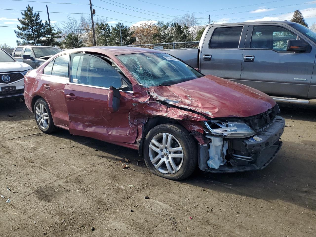 2017 Volkswagen Jetta VIN 3VW2B7AJ0HM257426 Copart auction photo, front end / side damage thumbnail 4
