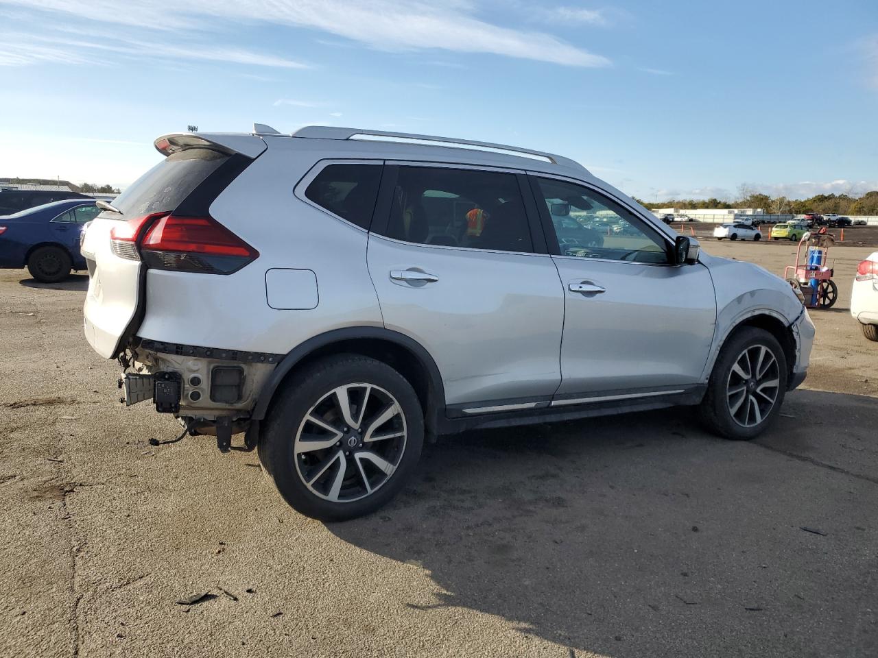 2019 Nissan Rogue VIN 5N1AT2MV6KC805768 Copart auction photo, rear end / undercarriage damage thumbnail 3