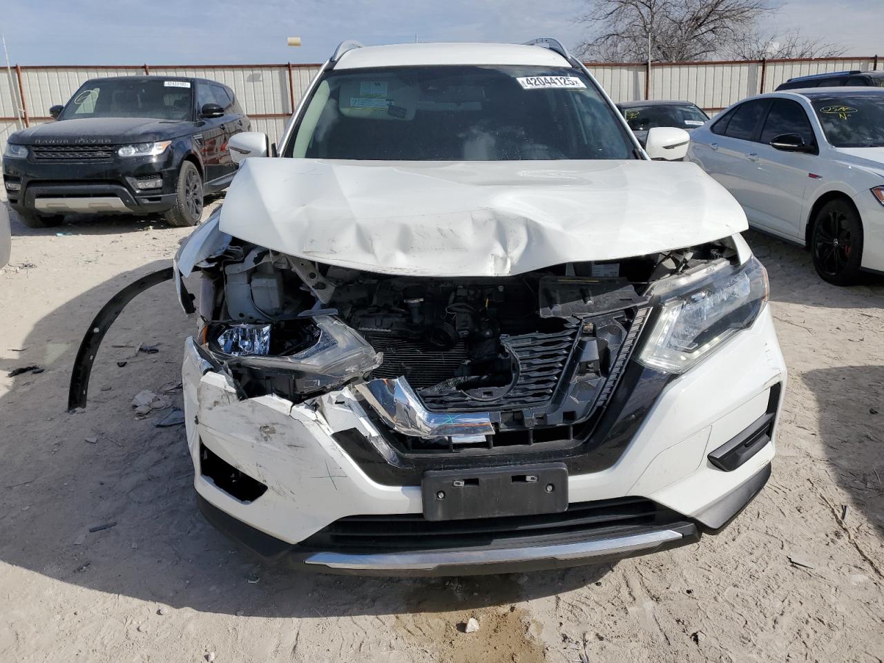 2019 Nissan Rogue VIN 5N1AT2MT8KC778393 Copart auction photo, front end damage thumbnail 5