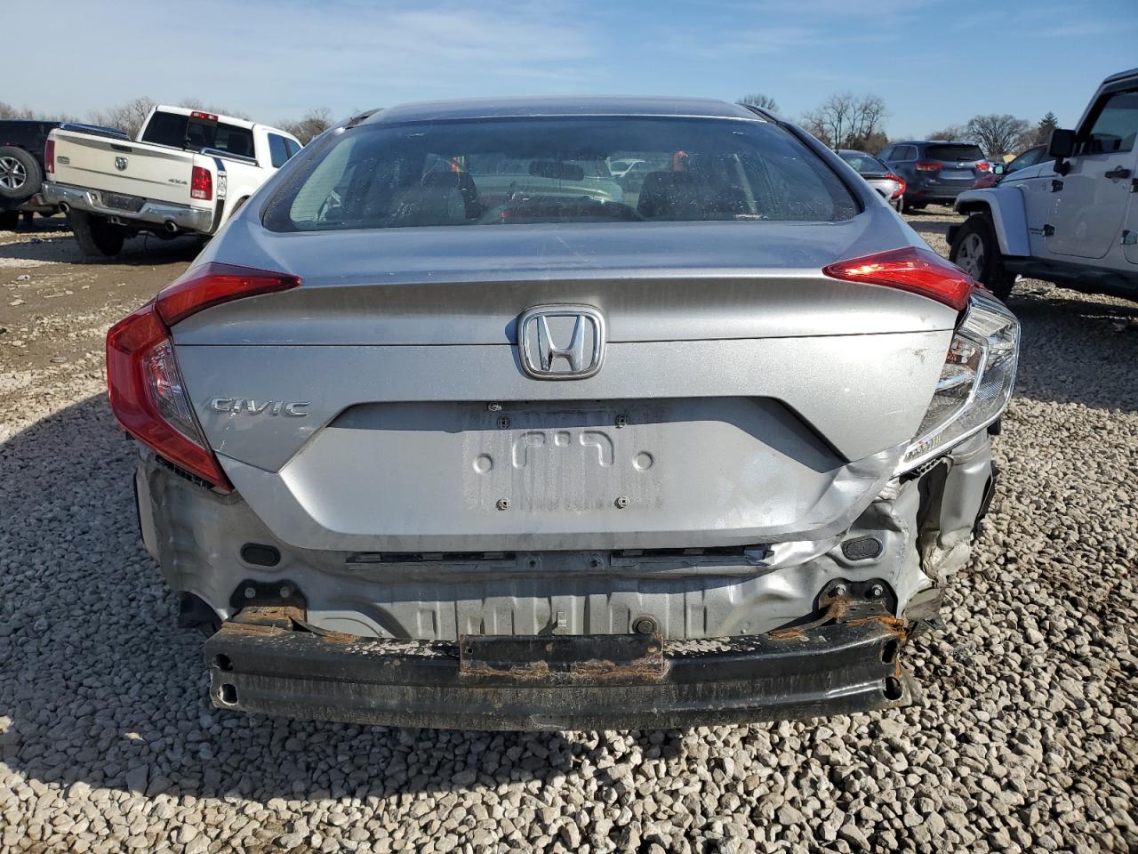 2020 Honda Civic VIN 2HGFC2F62LH520338 Copart auction photo, front end / rear end damage thumbnail 6