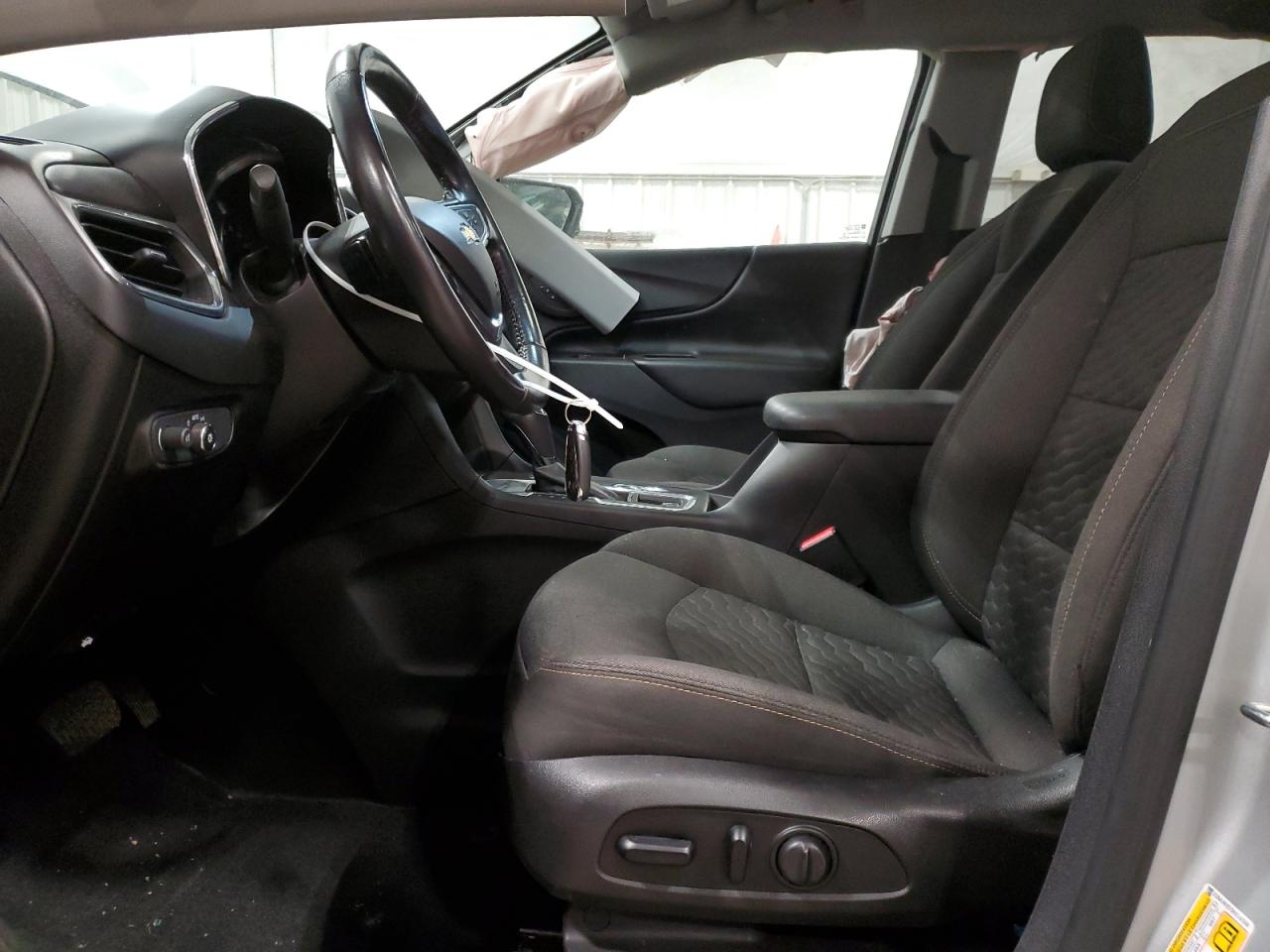 2019 Chevrolet Equinox VIN 2GNAXKEV3K6142568 Copart auction photo, side / minor dent/scratches damage thumbnail 7