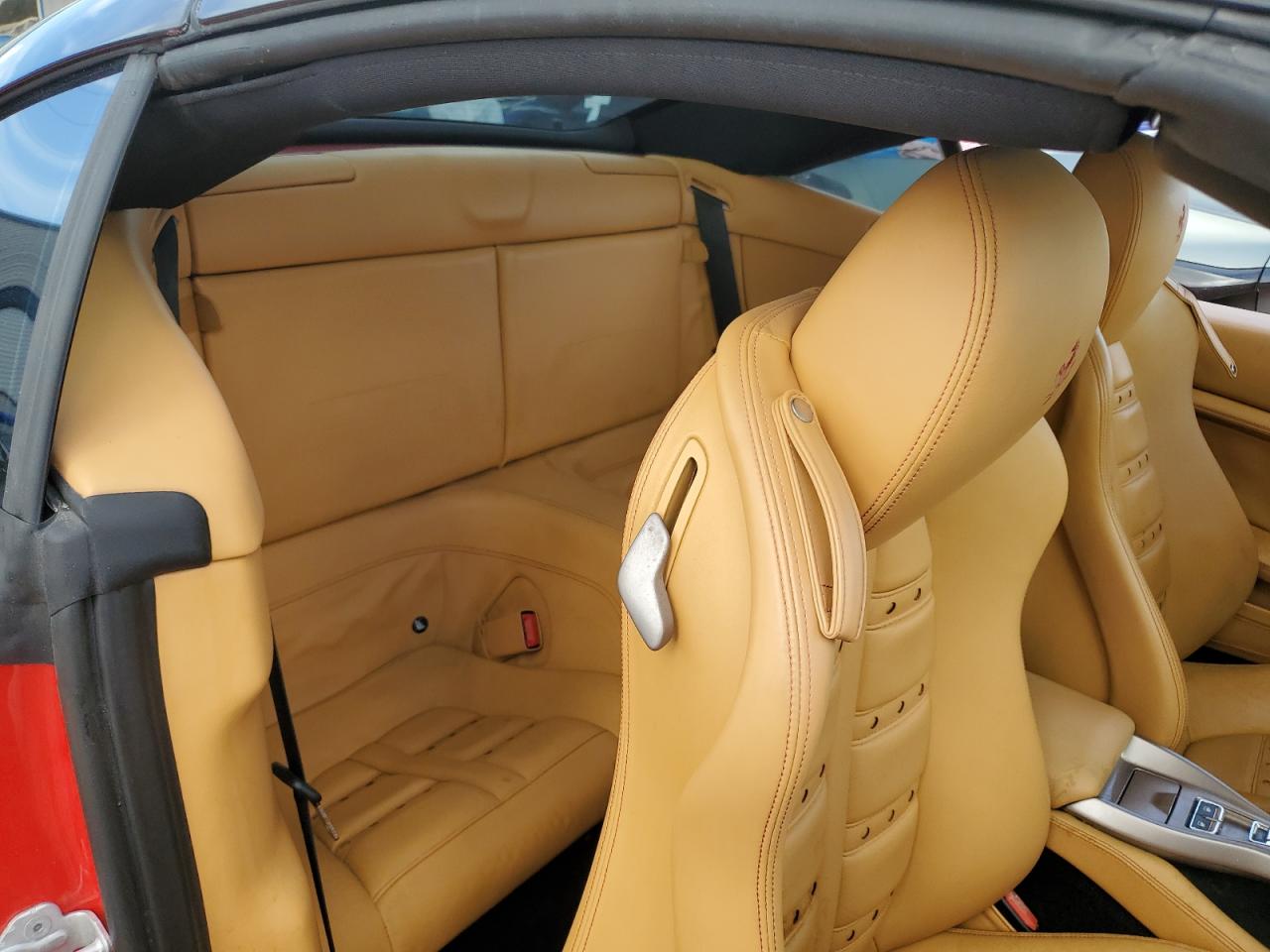 2014 Ferrari California VIN ZFF65TJA3E0196898 Copart auction photo, water/flood damage thumbnail 10