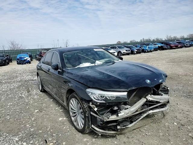 2017 BMW 7er VIN WBA7E2C3XHG741046 Copart auction photo, front end damage thumbnail 10