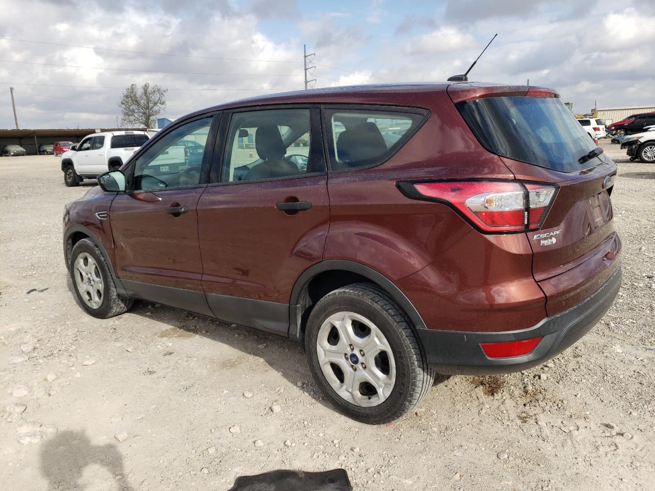 2018 Ford Escape VIN 1FMCU0F70JUC70096 Copart auction photo, front end damage thumbnail 2