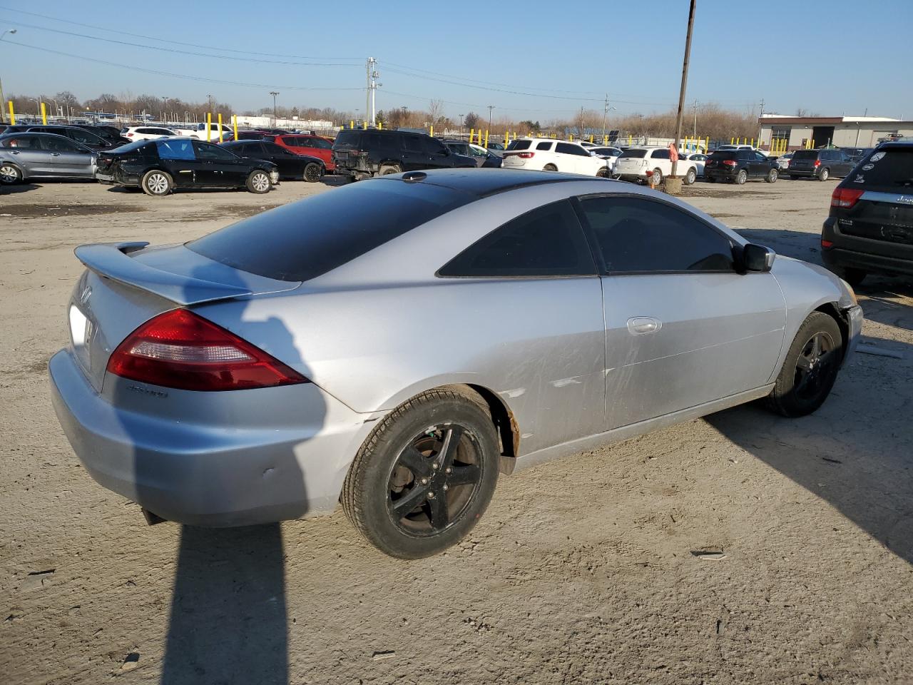 2005 Honda Accord VIN 1HGCM726X5A004040 Copart auction photo, front end / minor dent/scratches damage thumbnail 3