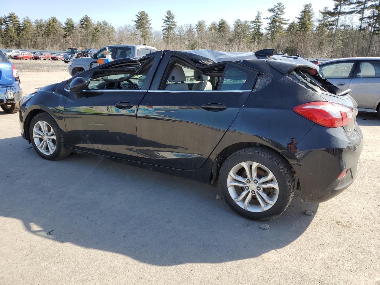 2019 Chevrolet Cruze VIN 3G1BE6SM6KS569582 Copart auction photo, rollover damage thumbnail 2