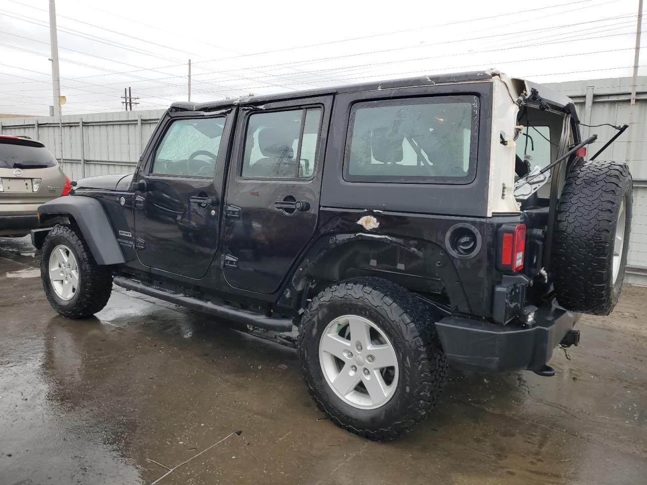2017 Jeep Wrangler VIN 1C4BJWDG9HL653307 Copart auction photo, rollover damage thumbnail 2