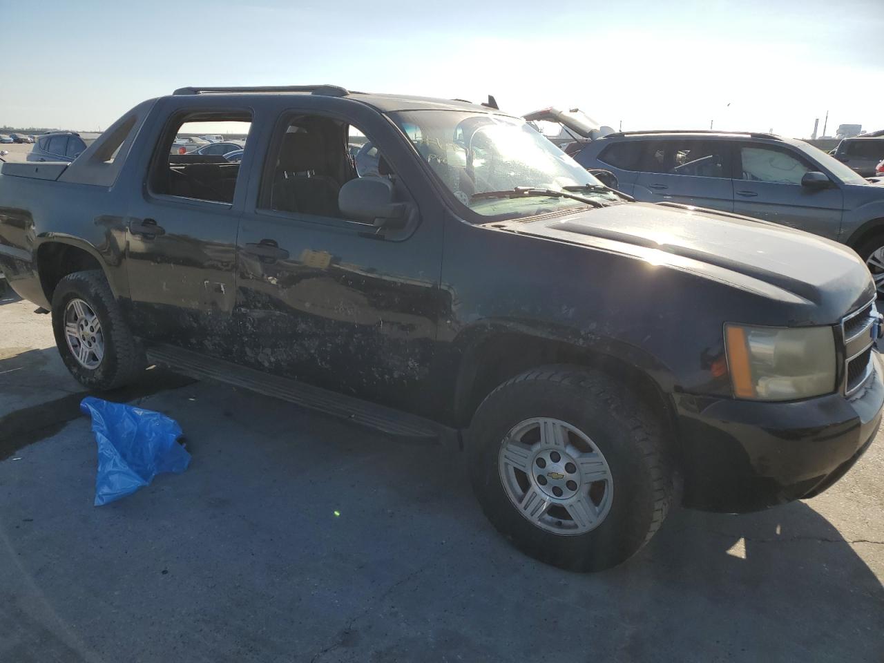 2007 Chevrolet Avalanche VIN 3GNEC12J87G316476 Copart auction photo, all over damage thumbnail 4