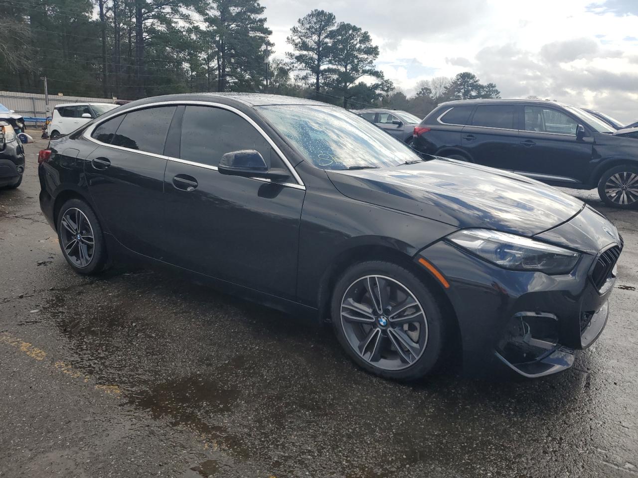 2022 BMW 2er VIN WBA73AK0XN7K15230 Copart auction photo, side / front end damage thumbnail 4