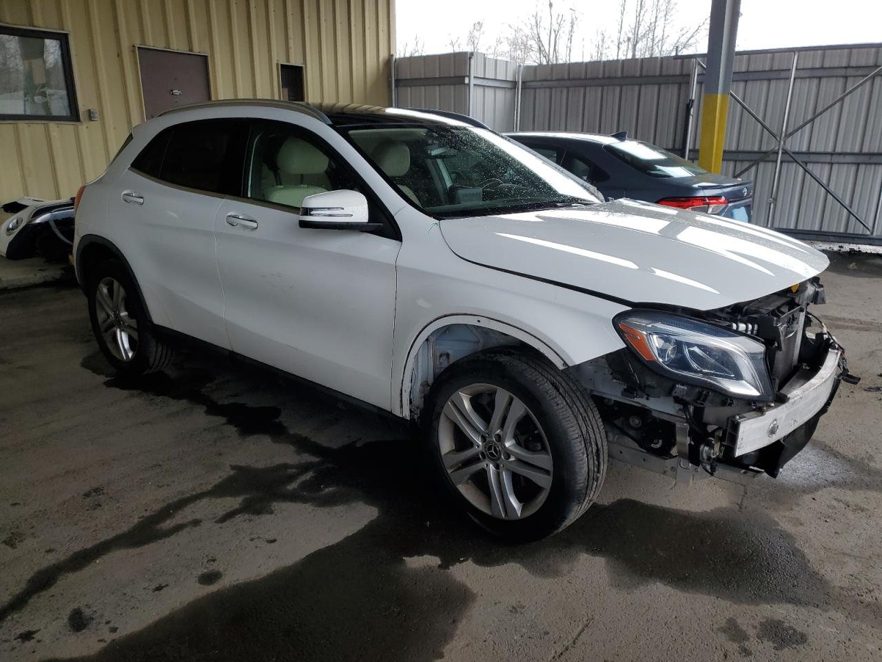 2019 Mercedes-Benz GLA-klasse VIN WDCTG4GB3KJ578463 Copart auction photo, front end damage thumbnail 4