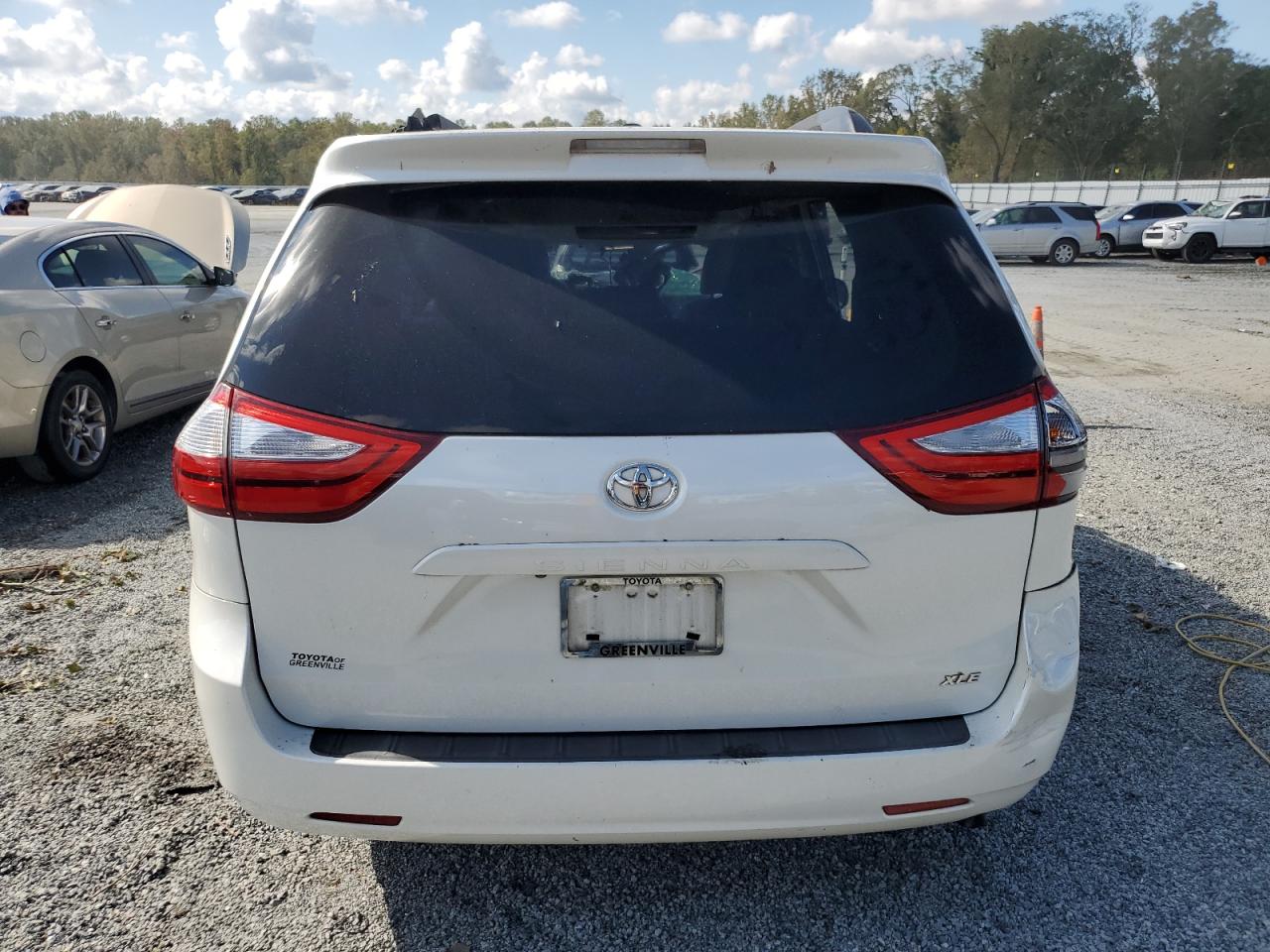 2015 Toyota Sienna VIN 5TDYK3DC4FS601646 Copart auction photo, all over damage thumbnail 6