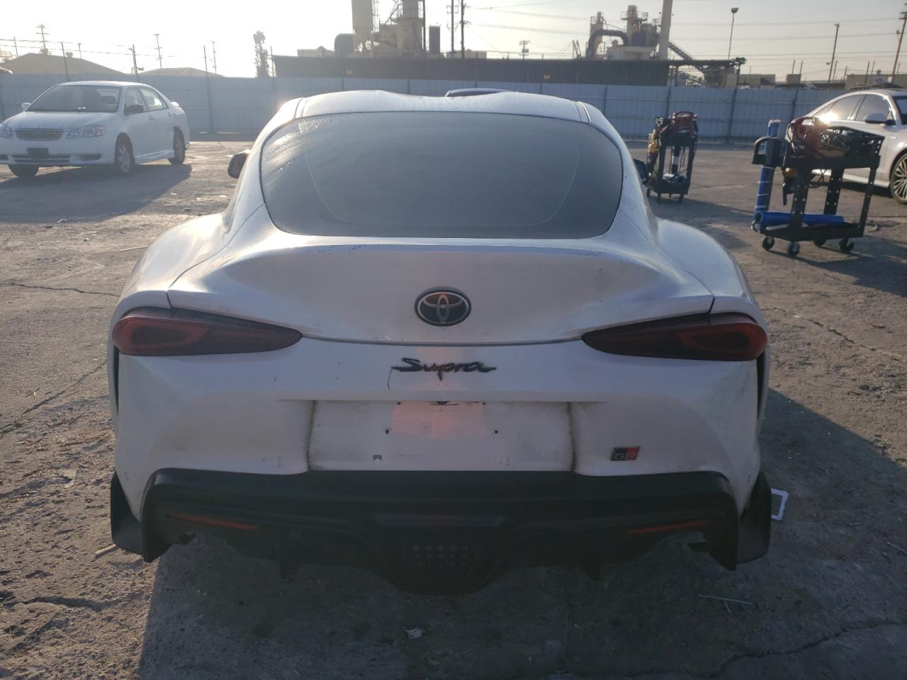 2021 Toyota Supra VIN WZ1DB0C03MW036292 Copart auction photo, water/flood damage thumbnail 6