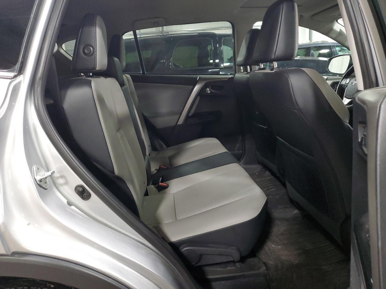 2016 Toyota RAV 4 VIN 2T3DFREV9GW530708 Copart auction photo, rear end damage thumbnail 11