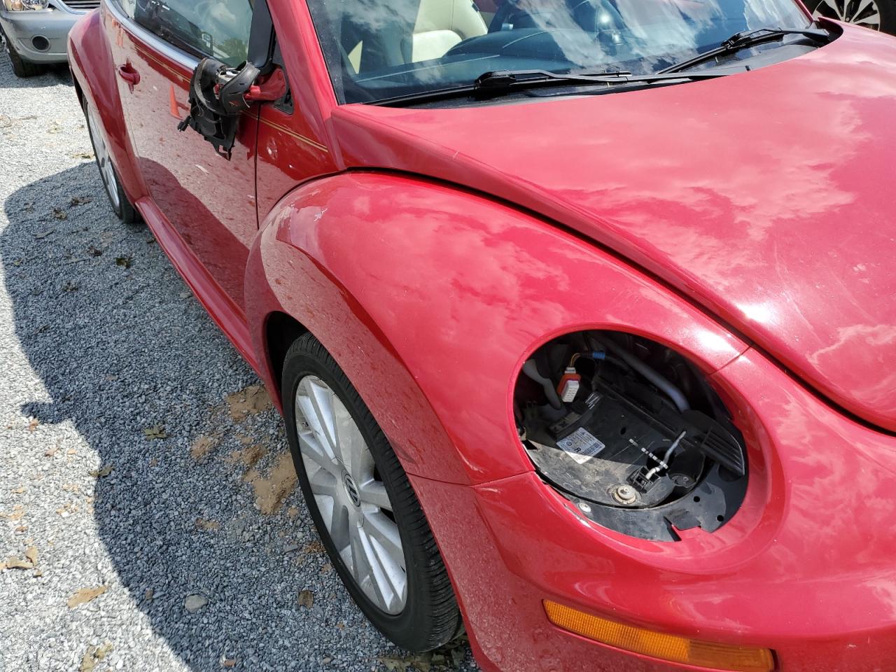 2010 Volkswagen Beetle VIN 3VWRW3AL2AM007351 Copart auction photo, water/flood / minor dent/scratches damage thumbnail 12