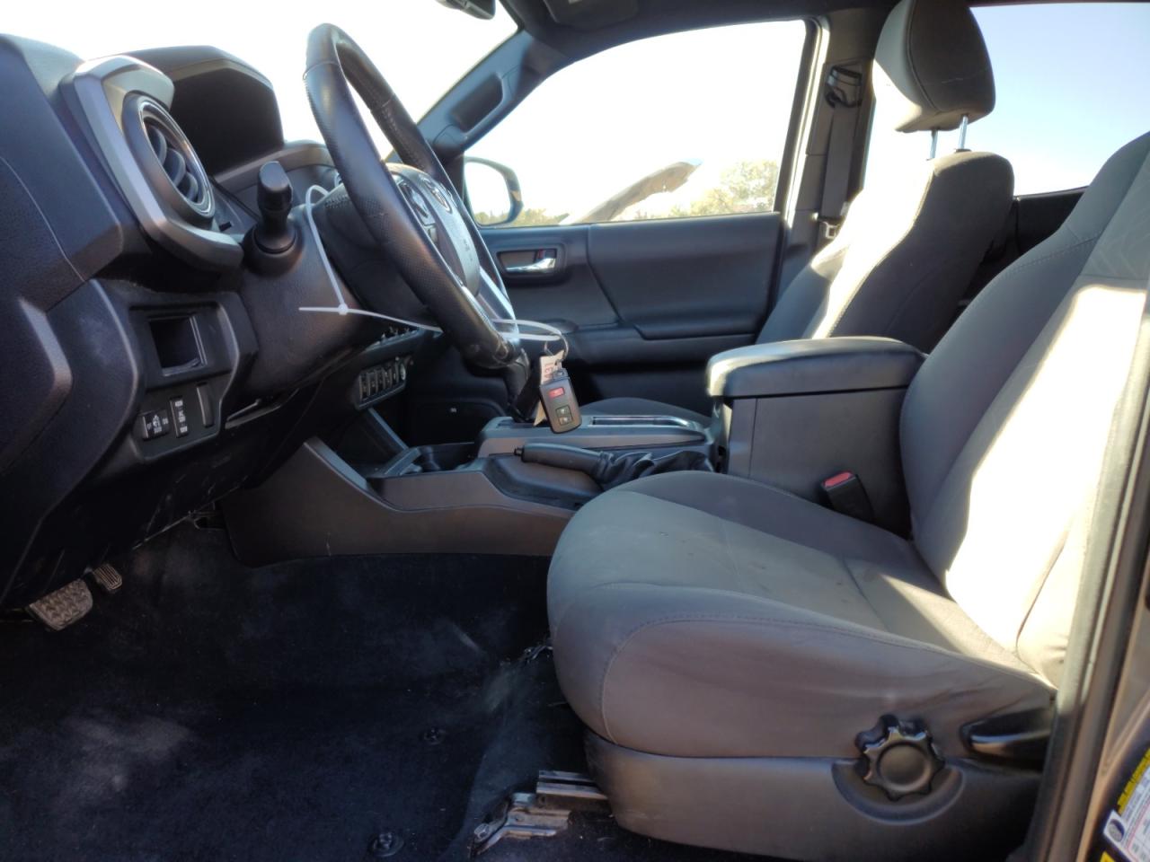 2016 Toyota Tacoma VIN 3TMCZ5AN4GM004103 Copart auction photo, rear end damage thumbnail 7