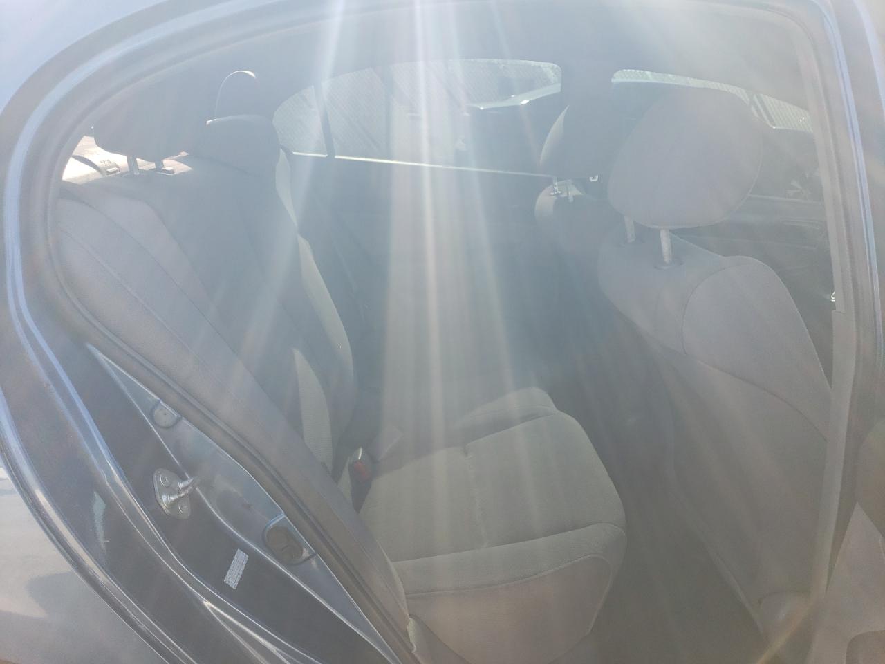 2010 Honda Civic VIN 19XFA1F35AE085182 Copart auction photo, all over damage thumbnail 10