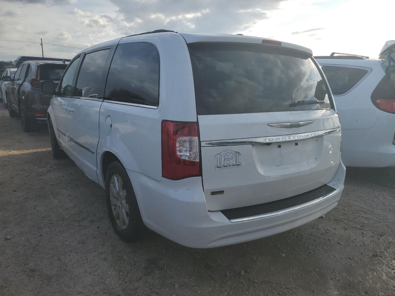 2016 Chrysler Town & Country VIN 2C4RC1BG7GR300388 Copart auction photo, water/flood damage thumbnail 2