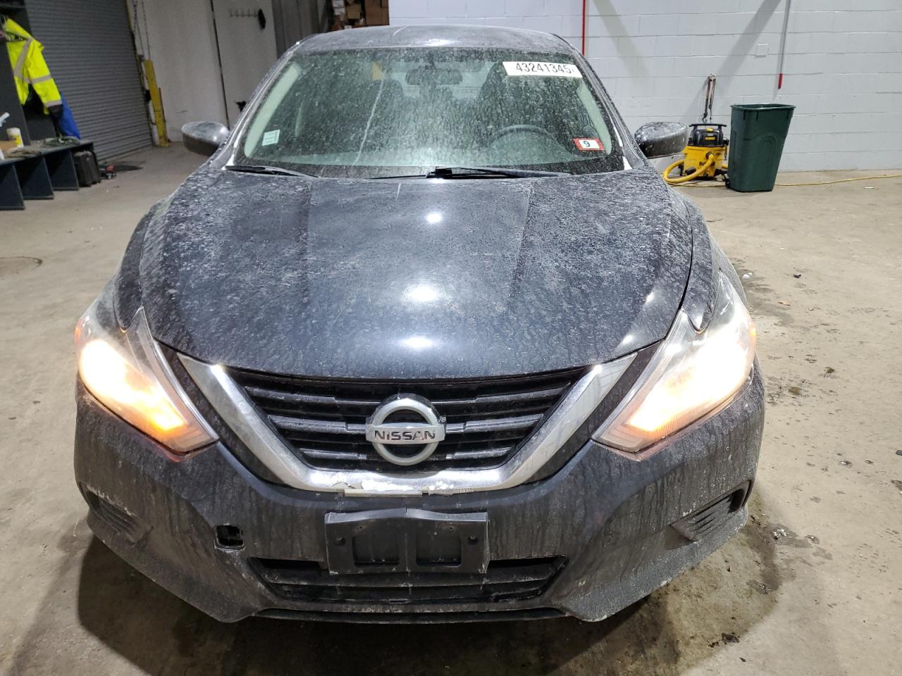 2017 Nissan Altima VIN 1N4AL3AP9HN364950 Copart auction photo, front end / side damage thumbnail 5