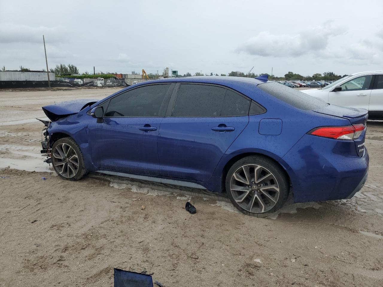 2020 Toyota Corolla VIN 5YFM4RCE8LP053010 Copart auction photo, front end / mechanical damage thumbnail 2