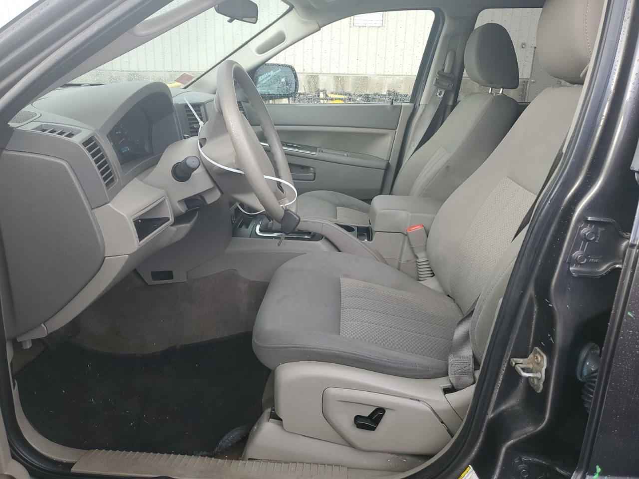 2005 Jeep Grand Cherokee VIN 1J4GR48K05C724904 Copart auction photo, side damage thumbnail 7