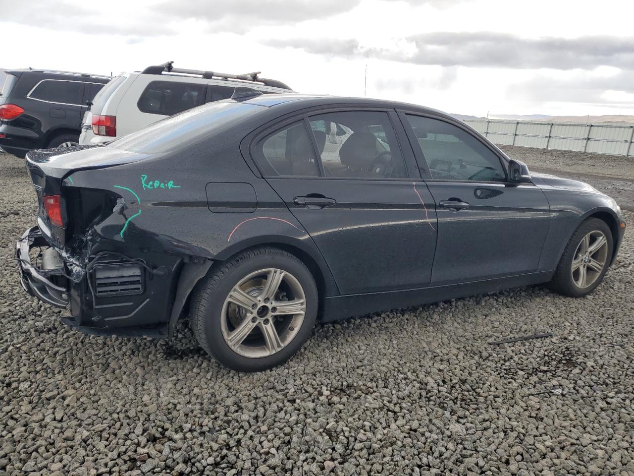2015 BMW 3er VIN WBA3B5G52FNS18326 Copart auction photo, rear end damage thumbnail 3
