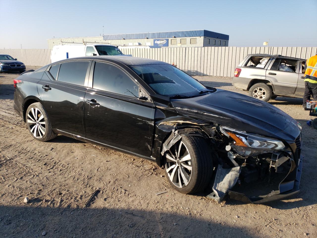 2019 Nissan Altima VIN 1N4BL4CW1KN316770 Copart auction photo, front end / side damage thumbnail 4