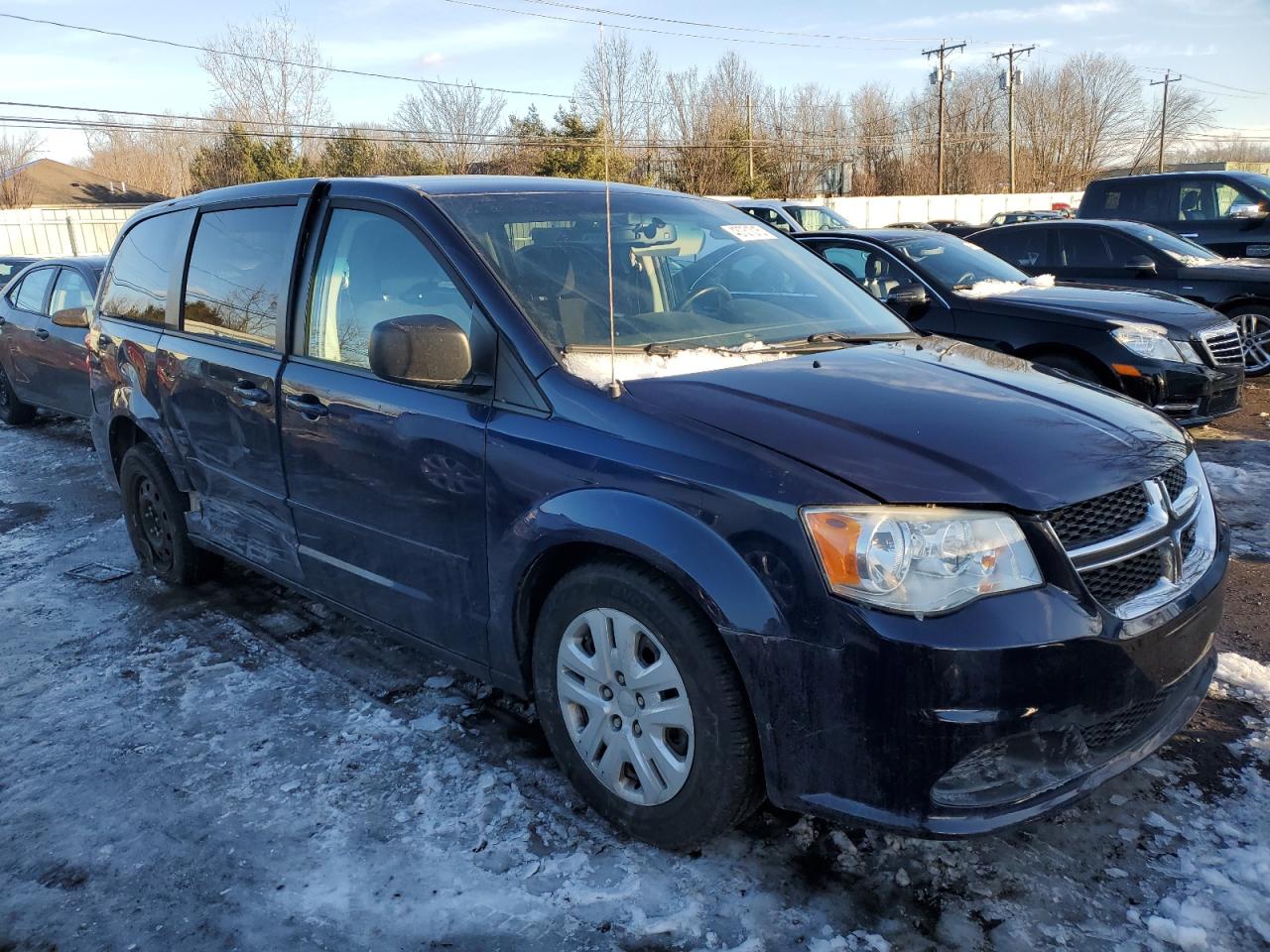 2015 Dodge Caravan VIN 2C4RDGBG1FR558307 Copart auction photo, side / minor dent/scratches damage thumbnail 4