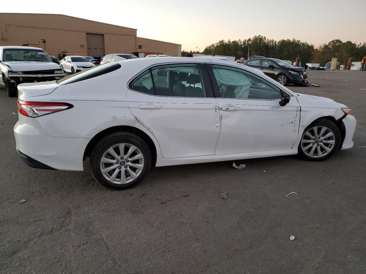 2019 Toyota Camry VIN 4T1B11HK7KU782340 Copart auction photo, front end damage thumbnail 3