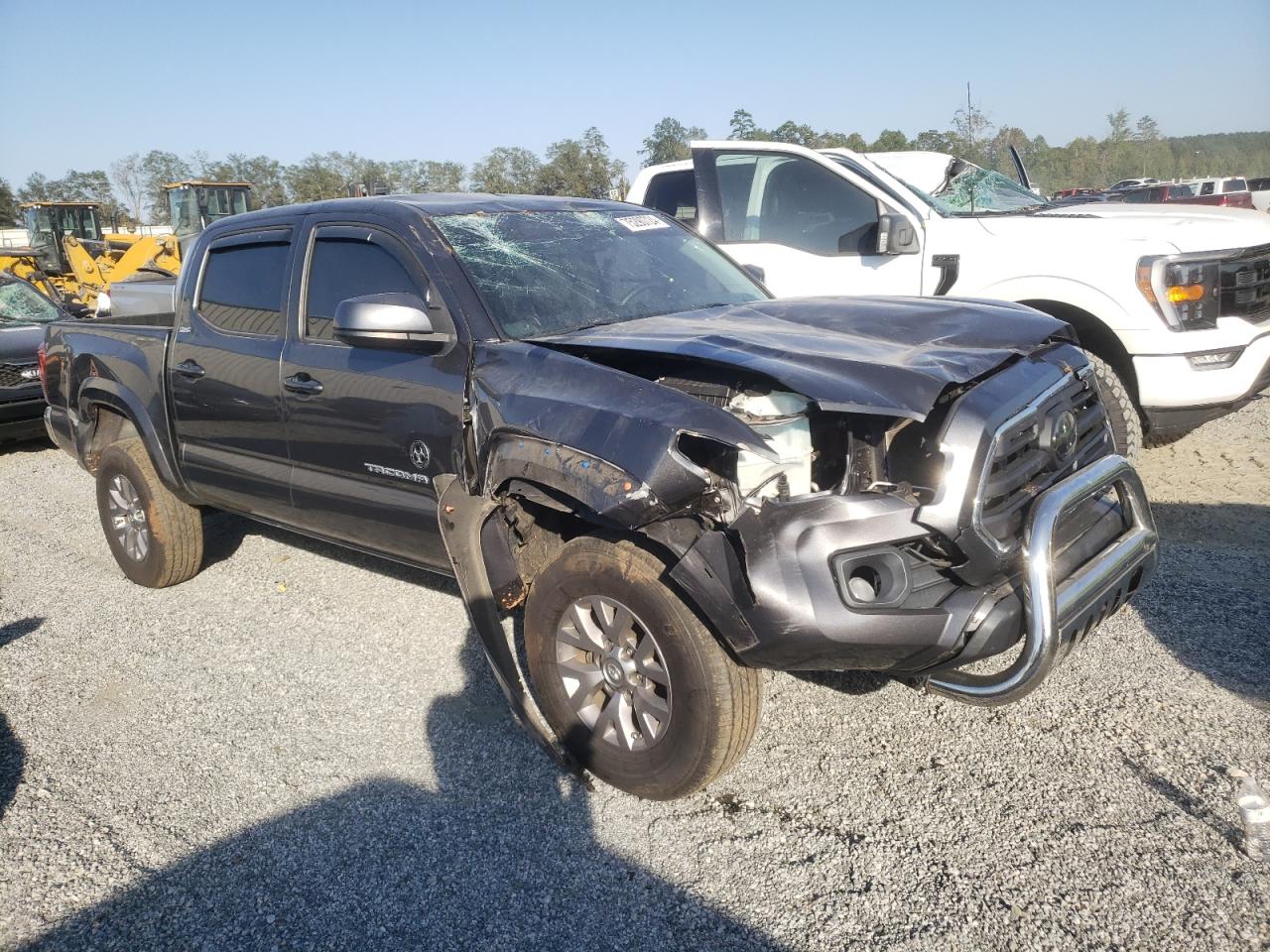 2018 Toyota Tacoma VIN 3TMAZ5CN3JM058424 Copart auction photo, top/roof damage thumbnail 4