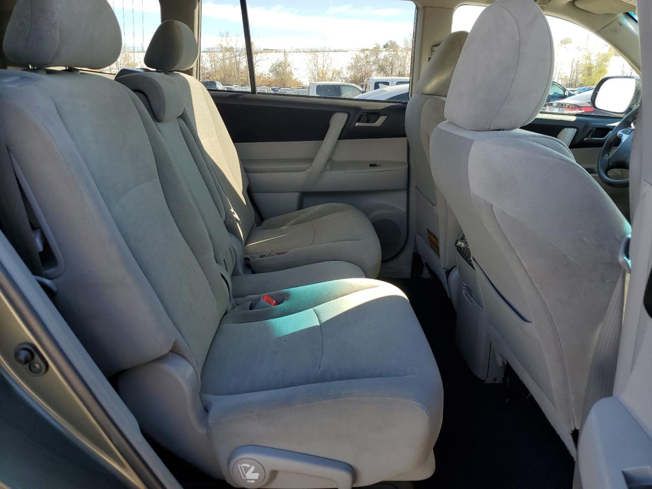 2012 Toyota Highlander VIN 5TDBK3EH2CS160076 Copart auction photo, front end / side damage thumbnail 11