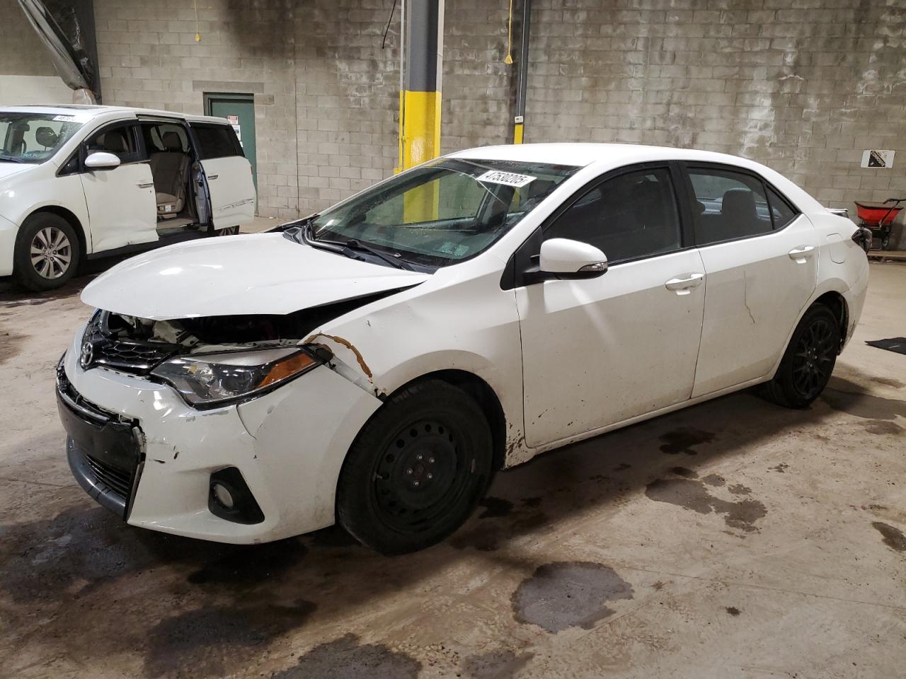 2014 Toyota Corolla VIN 5YFBURHE4EP143998