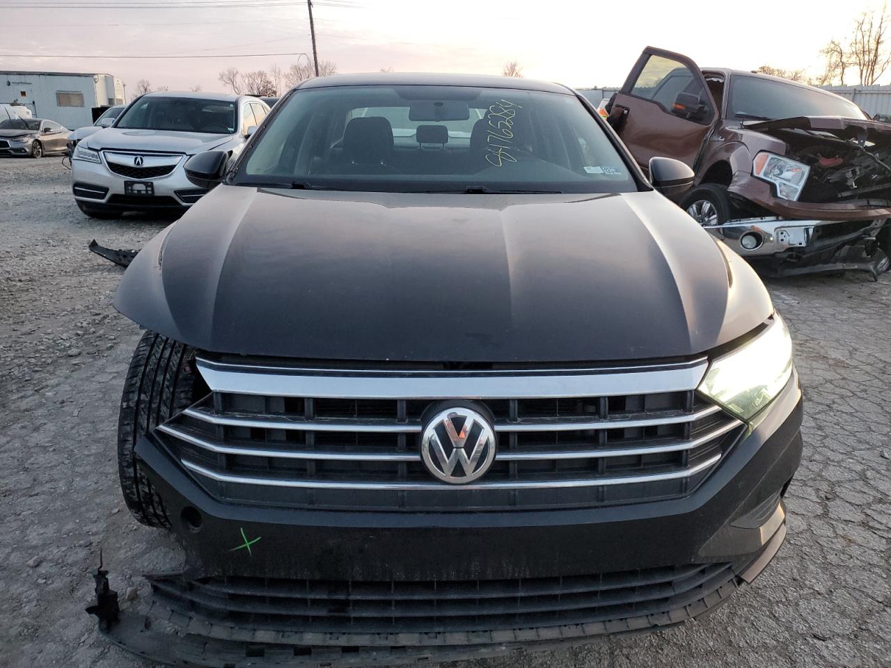 2019 Volkswagen Jetta VIN 3VWC57BU4KM207110 Copart auction photo, front end damage thumbnail 5