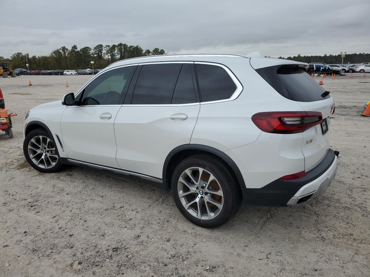 2020 BMW X5 VIN 5UXCR4C07L9C43991 Copart auction photo, all over / undercarriage damage thumbnail 2