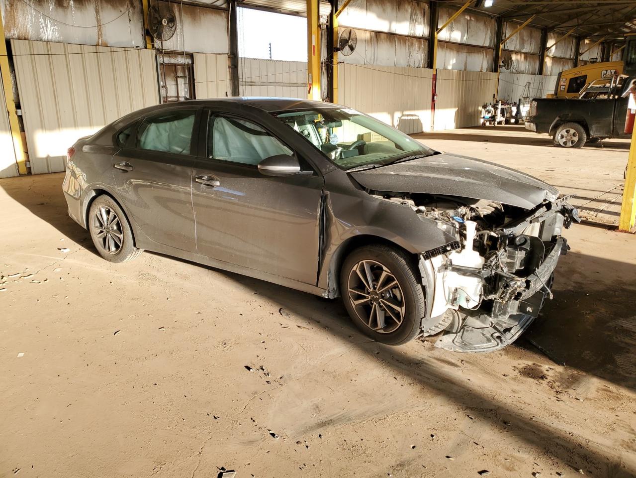 2024 KIA Forte VIN 3KPF24AD2RE723639 Copart auction photo, front end / minor dent/scratches damage thumbnail 4