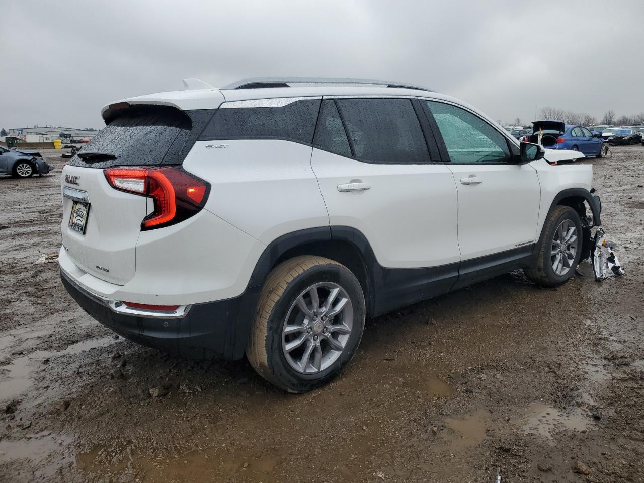 2022 GMC Terrain VIN 3GKALVEVXNL155005 Copart auction photo, front end / side damage thumbnail 3