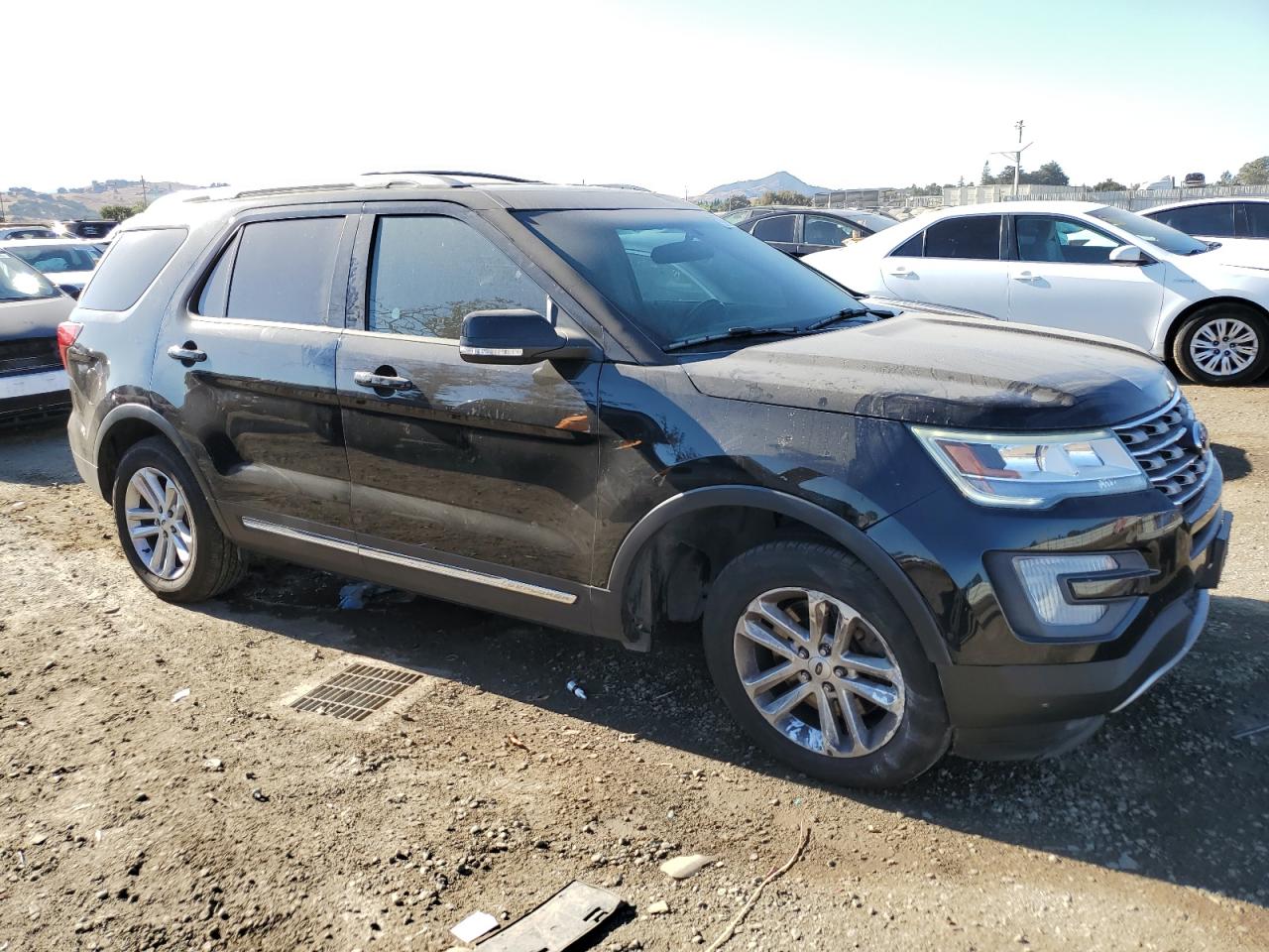 2017 Ford Explorer VIN 1FM5K7D88HGD04684 Copart auction photo, undercarriage / front end damage thumbnail 4