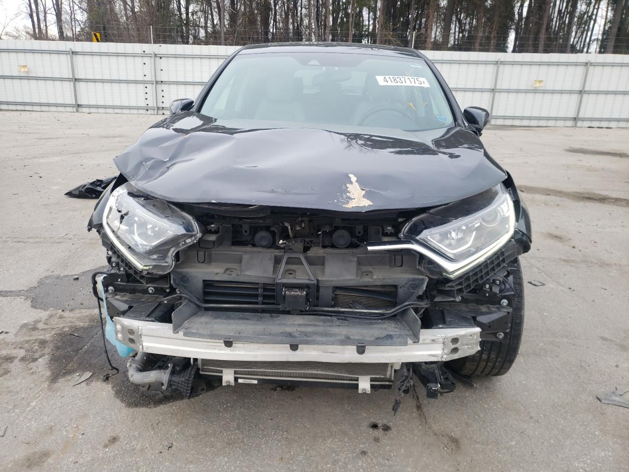 2017 Honda CR-V VIN 7FARW1H83HE018676 Copart auction photo, front end / side damage thumbnail 5
