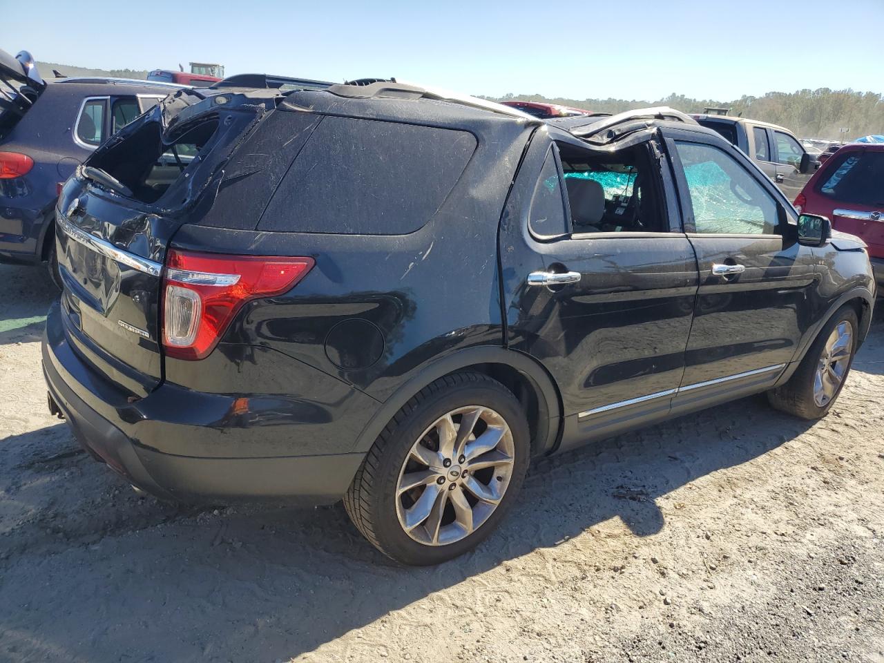 2014 Ford Explorer VIN 1FM5K7F87EGC19635 Copart auction photo, top/roof damage thumbnail 3