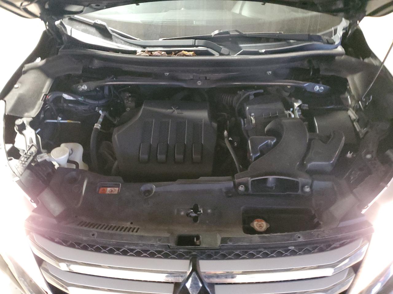 2018 Mitsubishi Eclipse VIN JA4AT5AA2JZ061941 Copart auction photo, front end / minor dent/scratches damage thumbnail 12