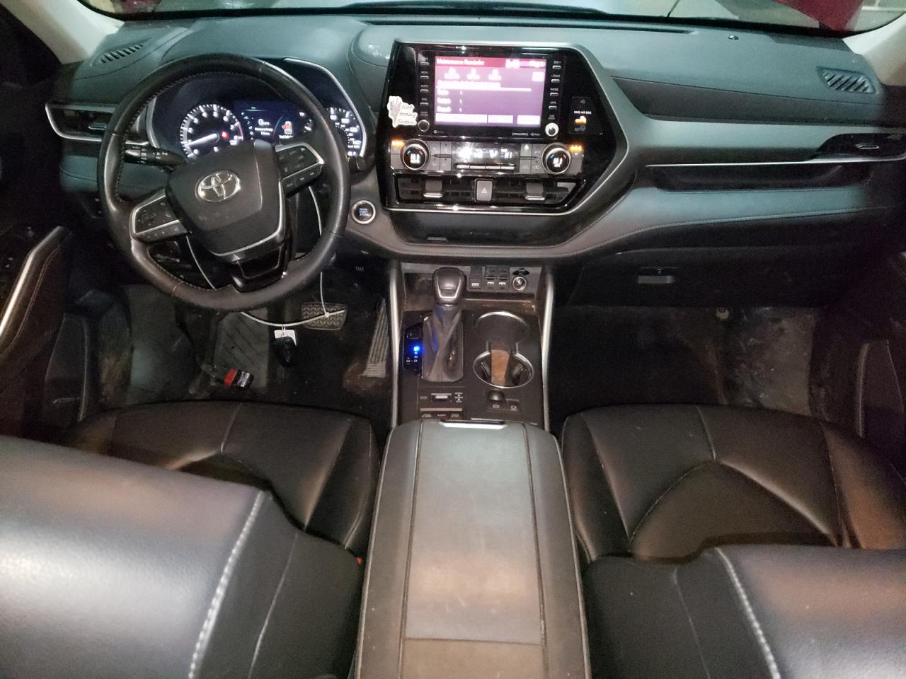 2020 Toyota Highlander VIN 5TDHZRBH1LS510049 Copart auction photo, burn / rear end damage thumbnail 8