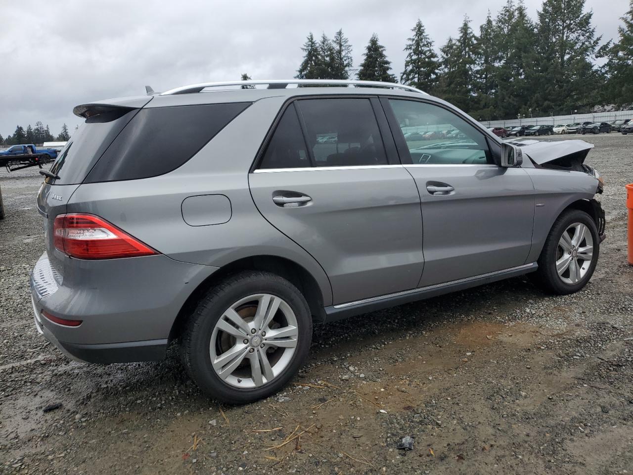 2012 Mercedes-Benz M-klasse VIN 4JGDA5HB9CA026396 Copart auction photo, front end damage thumbnail 3