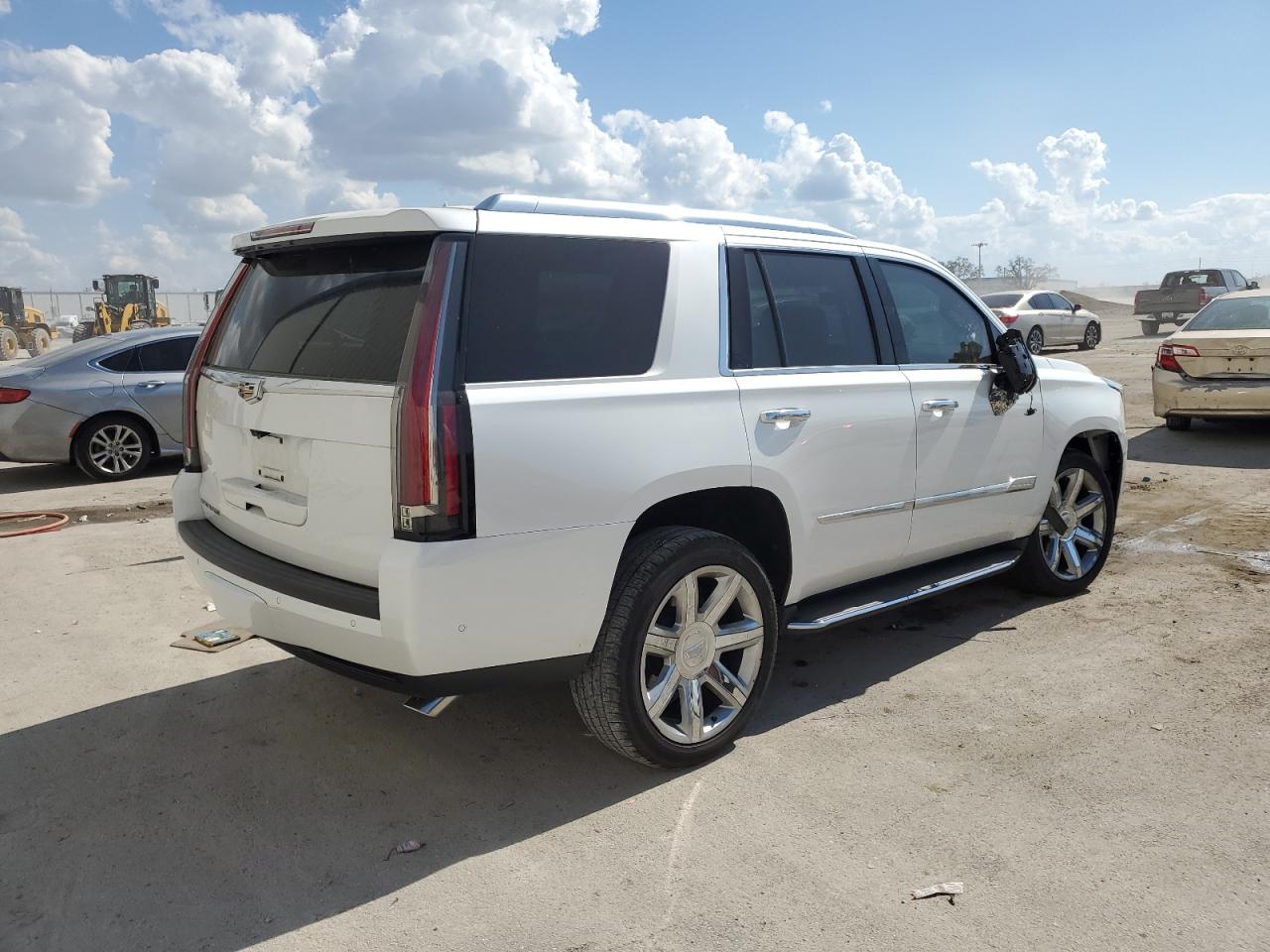 2017 Cadillac Escalade VIN 1GYS4BKJXHR378407 Copart auction photo, front end / side damage thumbnail 3