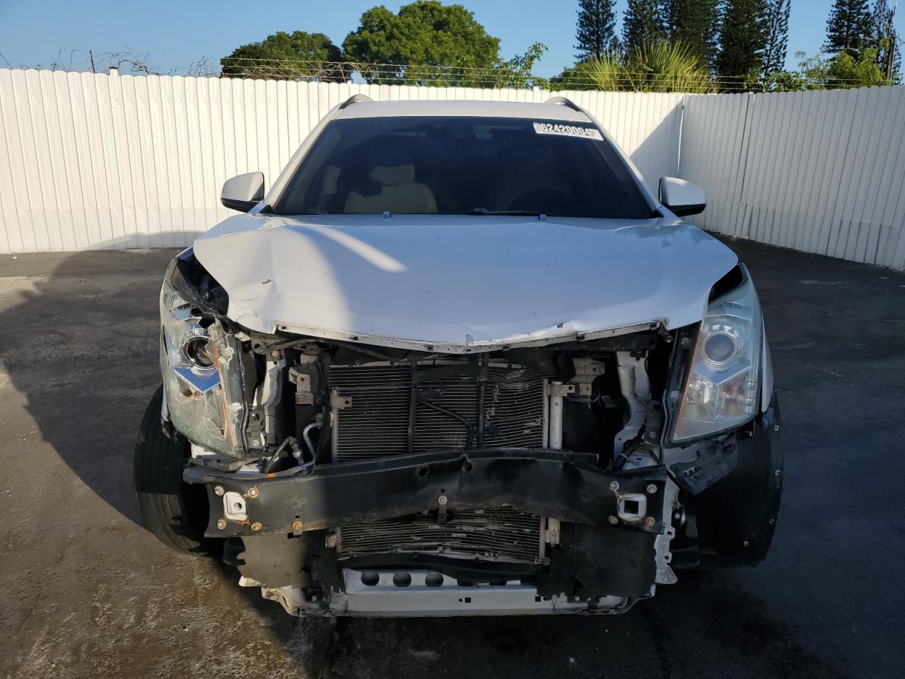 2015 Cadillac SRX VIN 3GYFNAE36FS567717 Copart auction photo, front end damage thumbnail 5