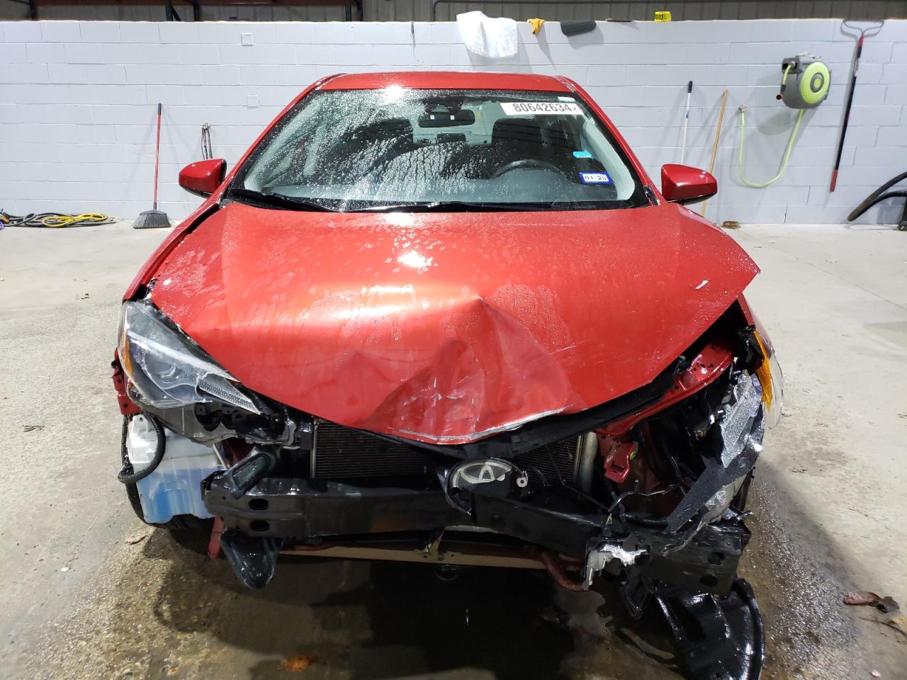 2018 Toyota Corolla VIN 5YFBURHE7JP786758 Copart auction photo, front end / minor dent/scratches damage thumbnail 5