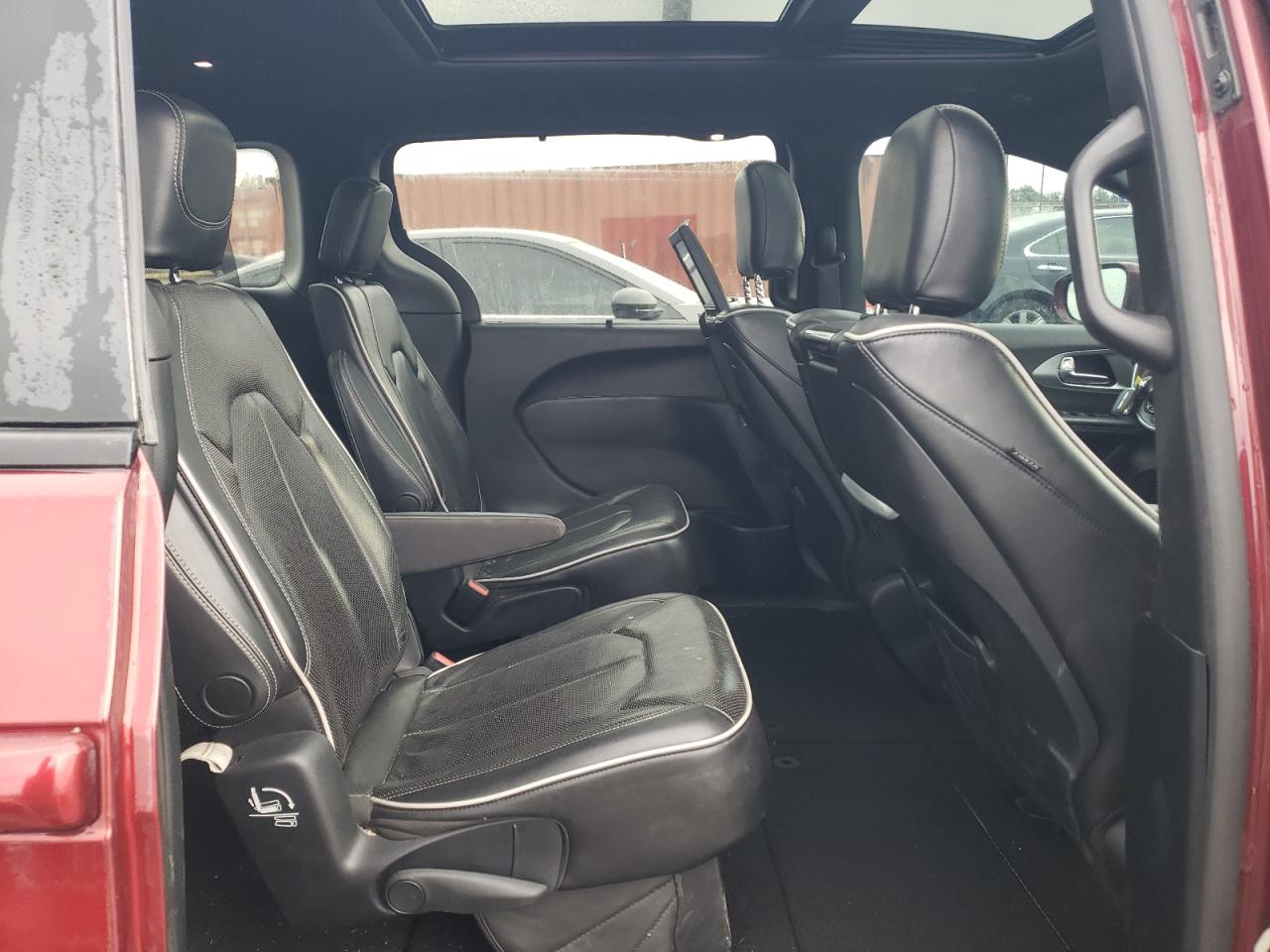 2019 Chrysler Pacifica VIN 2C4RC1GG9KR627411 Copart auction photo, rear end / side damage thumbnail 11