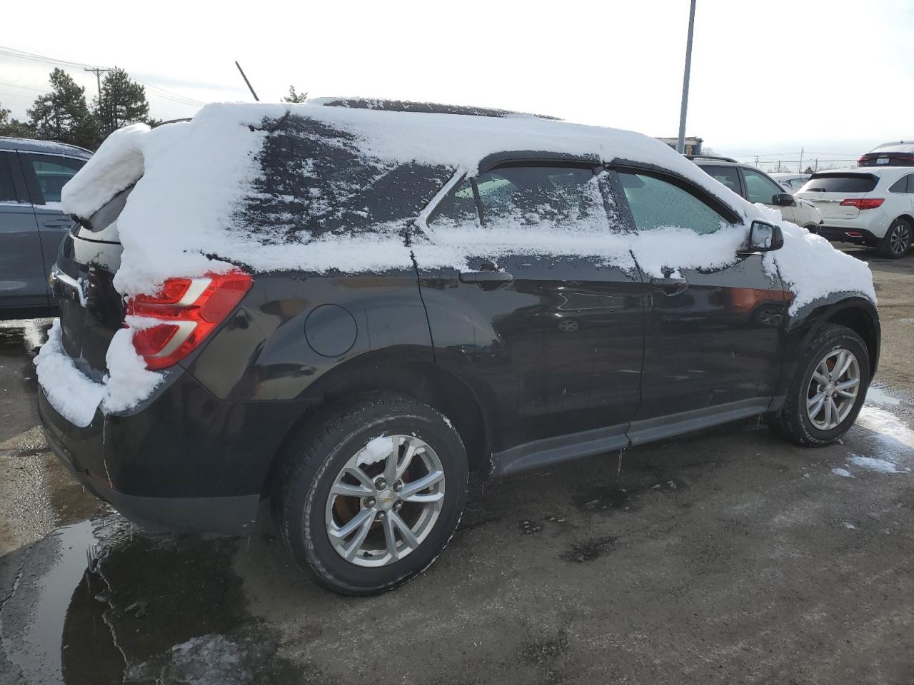 2017 Chevrolet Equinox VIN 2GNFLFEK7H6125568 Copart auction photo, minor dent/scratches damage thumbnail 3