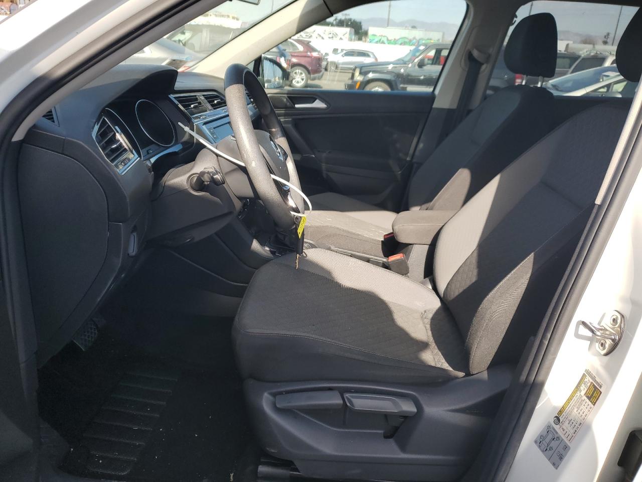 2020 Volkswagen Tiguan VIN 3VV1B7AX6LM137028 Copart auction photo, front end / rear end damage thumbnail 7